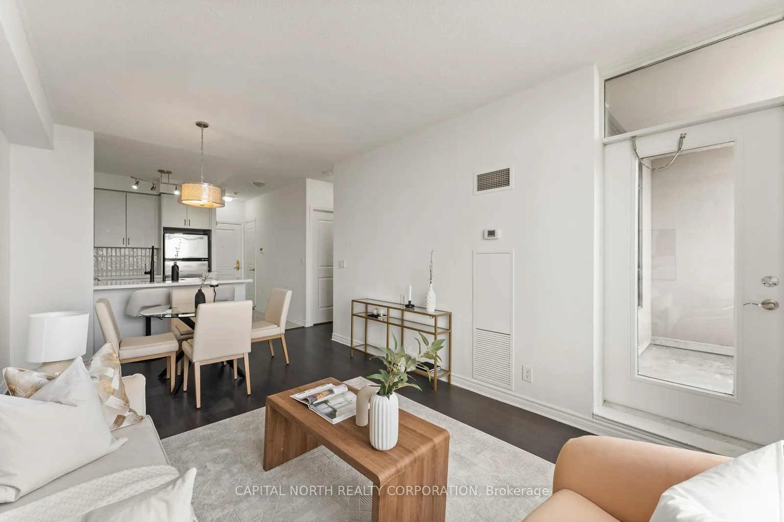 Photo 18 of Unit 915, 9225 Jane Street, Vaughan, Maple — HOMEH