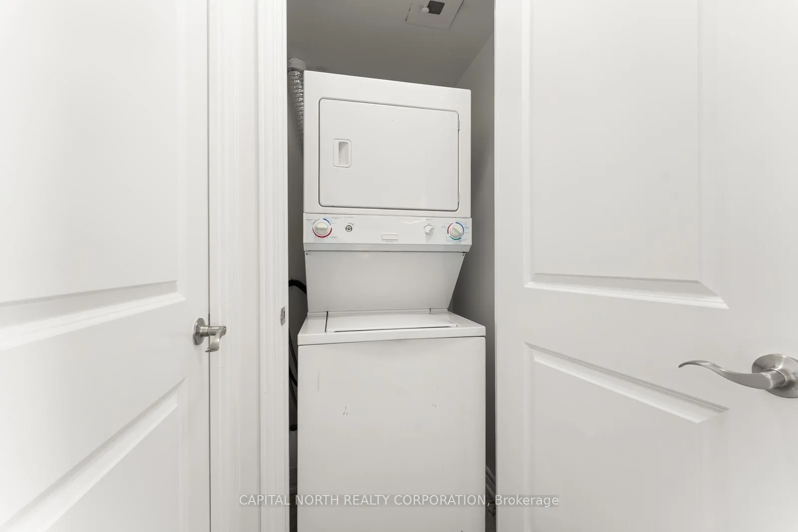 Photo 23 of Unit 915, 9225 Jane Street, Vaughan, Maple — HOMEH