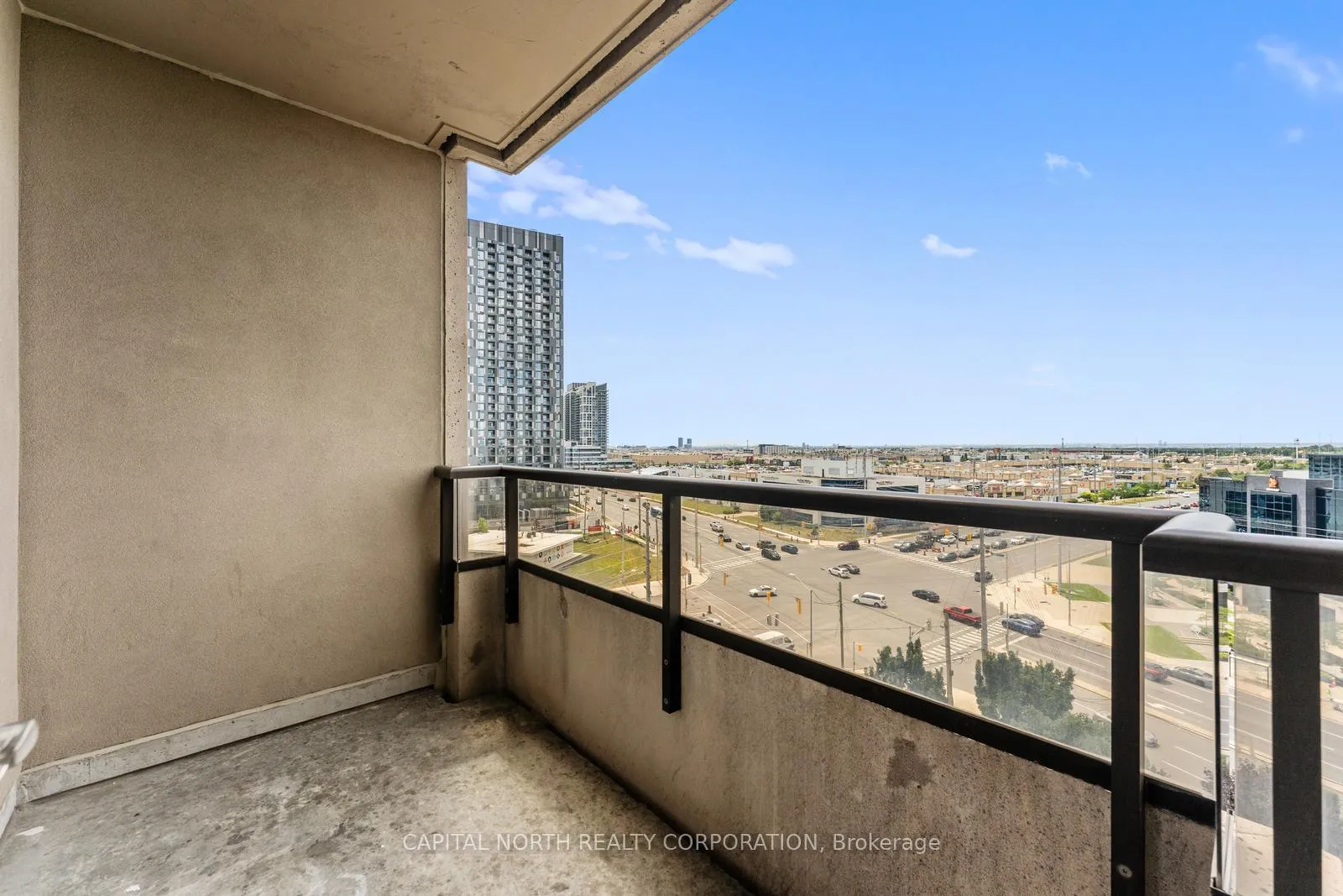 Photo 24 of Unit 915, 9225 Jane Street, Vaughan, Maple — HOMEH