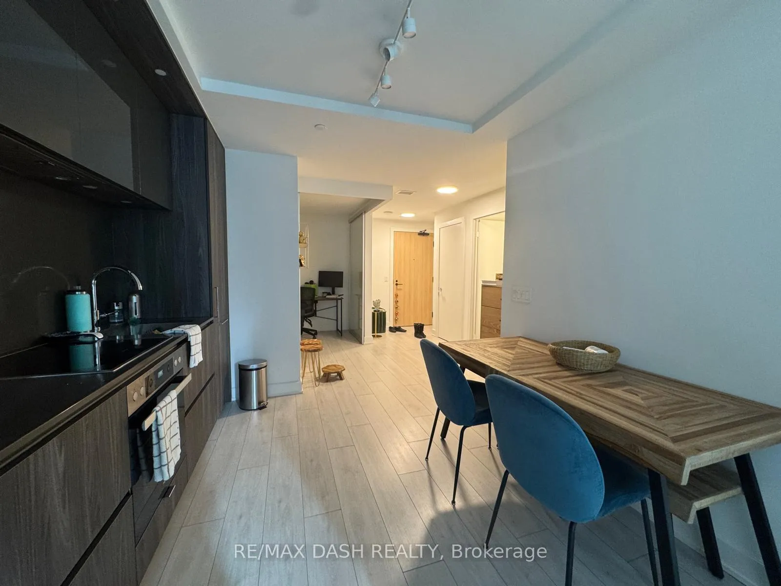 Photo 7 of Unit 509, 15 Mercer Street, Toronto, Waterfront Communities — HOMEH