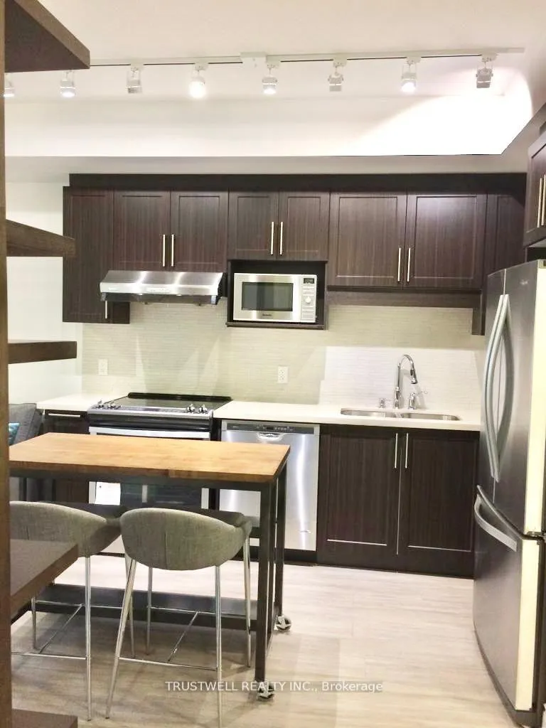 Photo 2 of Unit 1001, 33 Clegg Road, Markham, Unionville — HOMEH