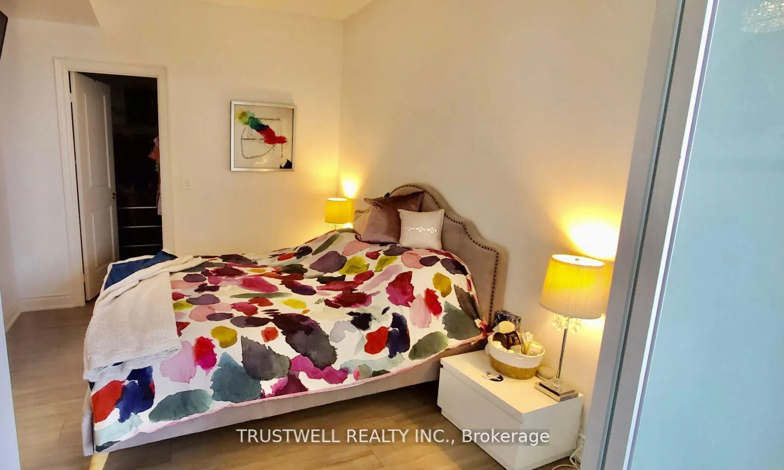 Photo 5 of Unit 1001, 33 Clegg Road, Markham, Unionville — HOMEH