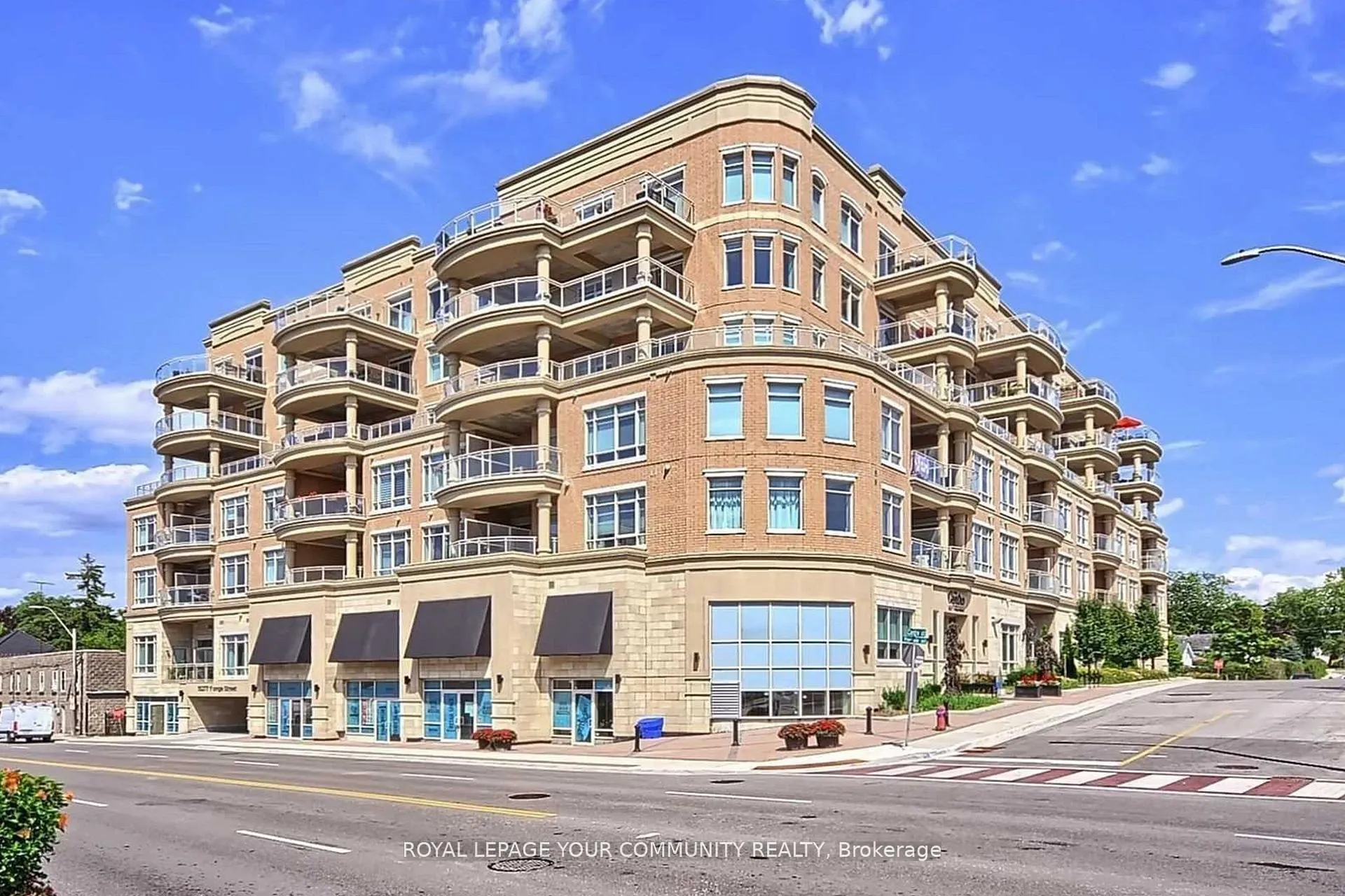 Photo 1 of Unit 702B, 15277 Yonge Street, Aurora, Aurora Village — HOMEH