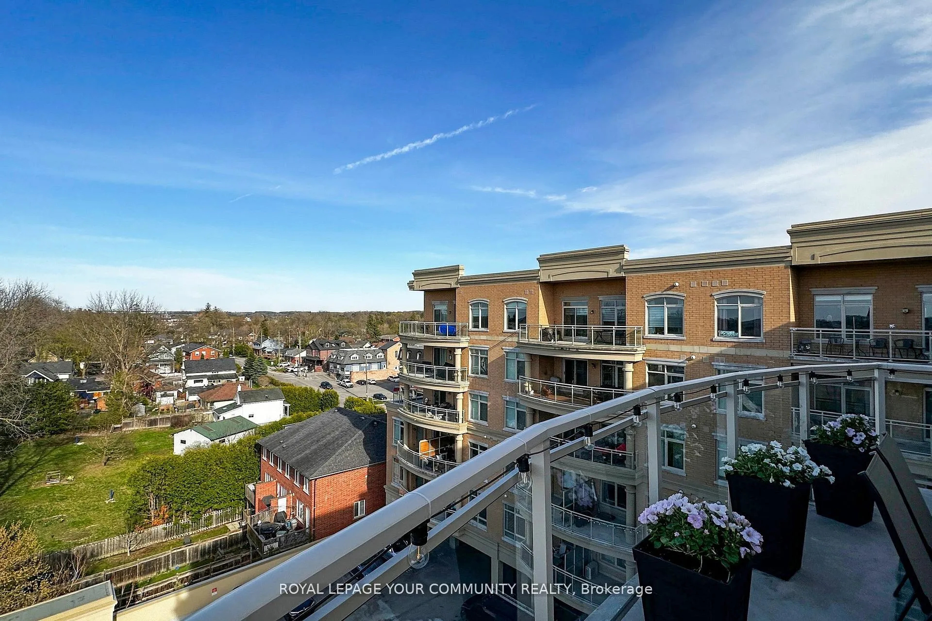 Photo 34 of Unit 702B, 15277 Yonge Street, Aurora, Aurora Village — HOMEH