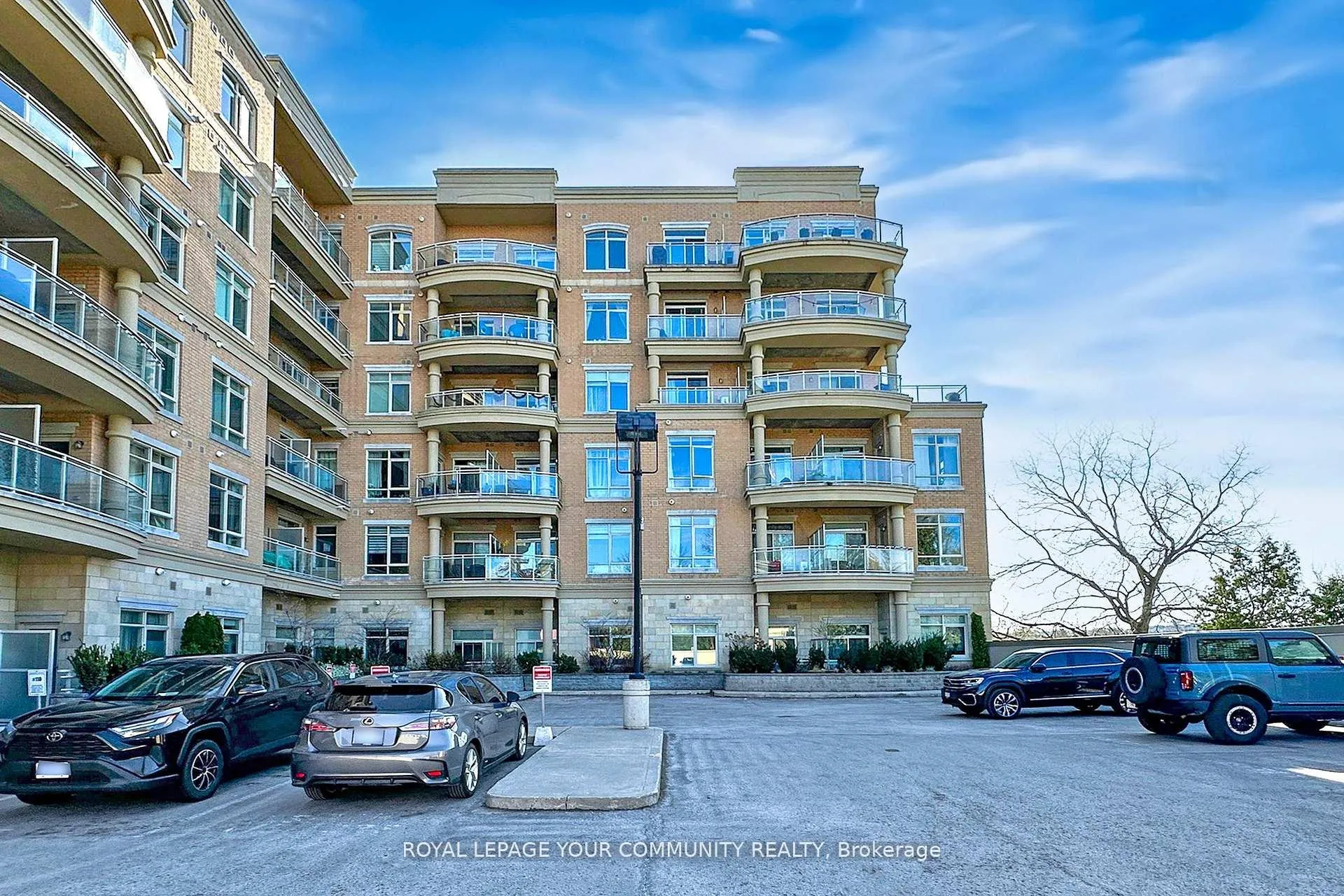 Photo 41 of Unit 702B, 15277 Yonge Street, Aurora, Aurora Village — HOMEH