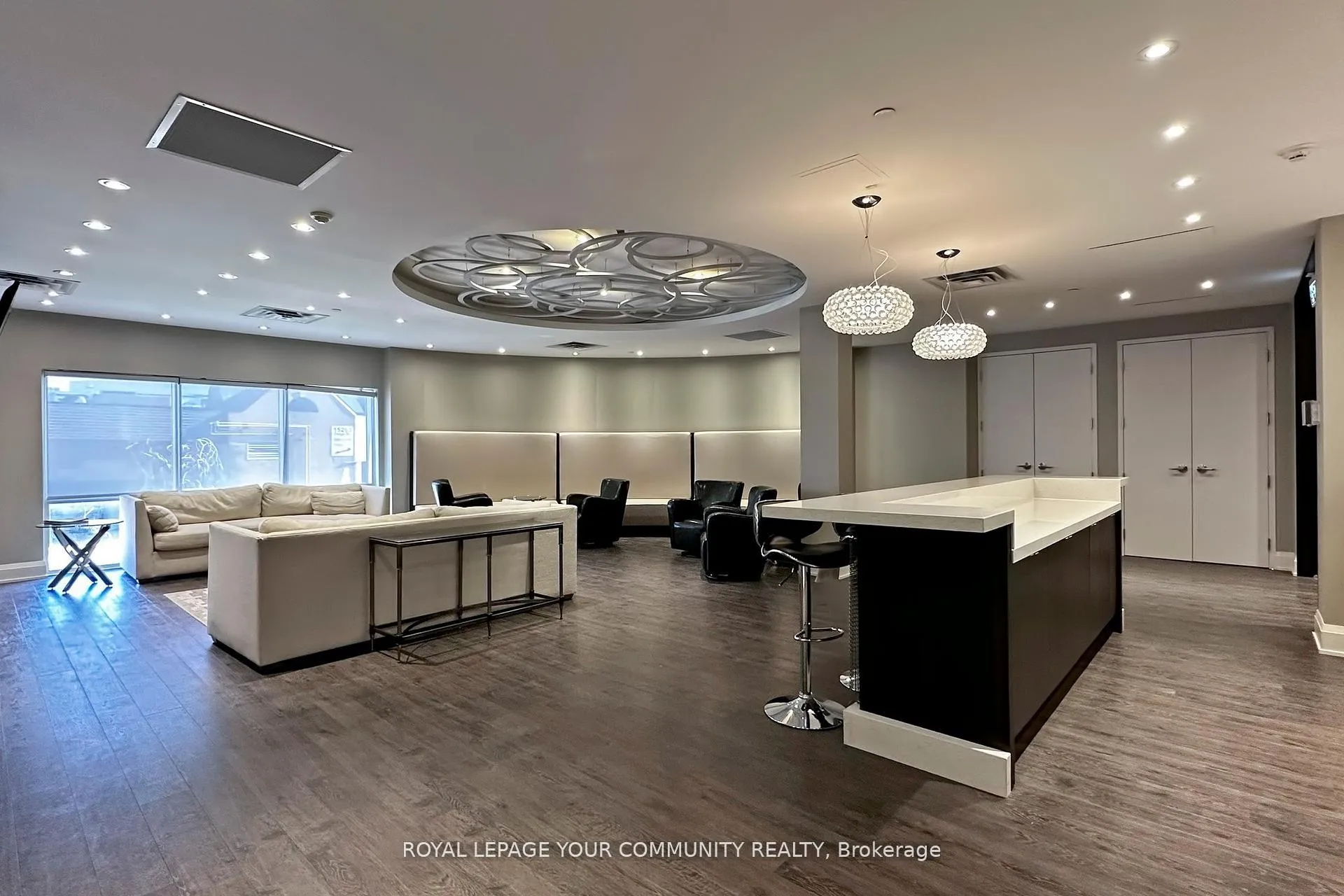 Photo 42 of Unit 702B, 15277 Yonge Street, Aurora, Aurora Village — HOMEH