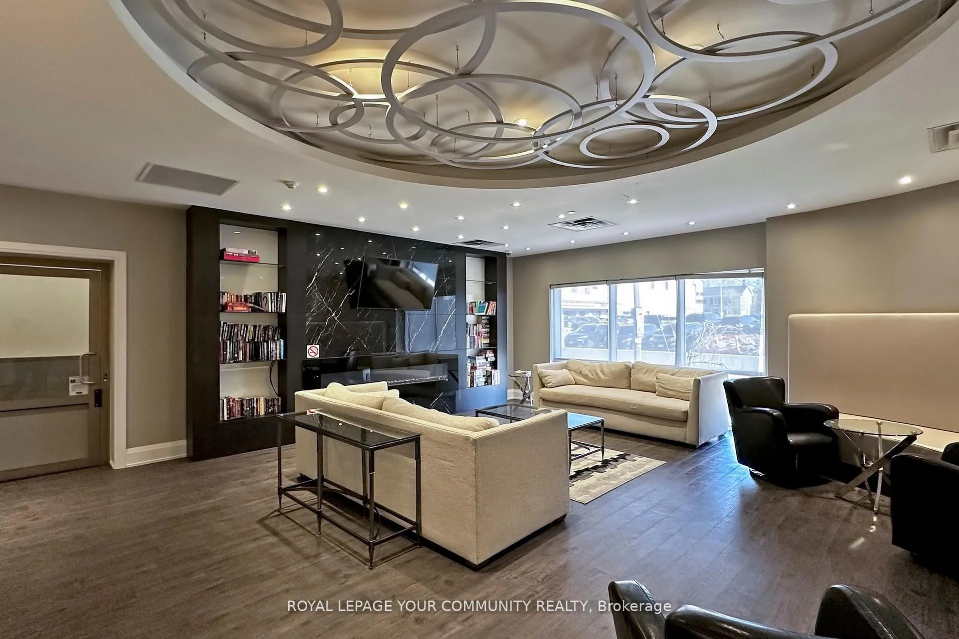 Photo 49 of Unit 702B, 15277 Yonge Street, Aurora, Aurora Village — HOMEH