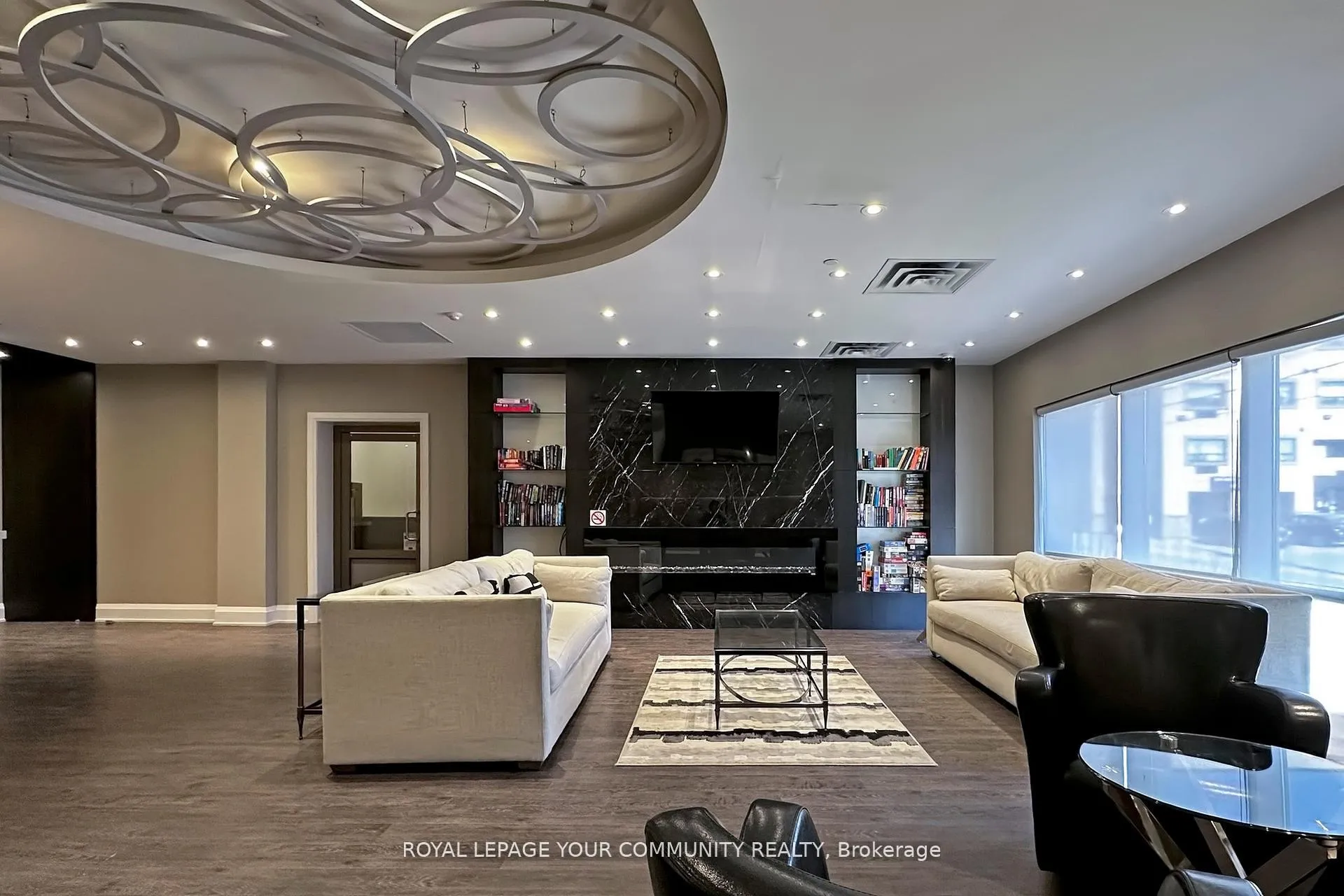 Photo 50 of Unit 702B, 15277 Yonge Street, Aurora, Aurora Village — HOMEH