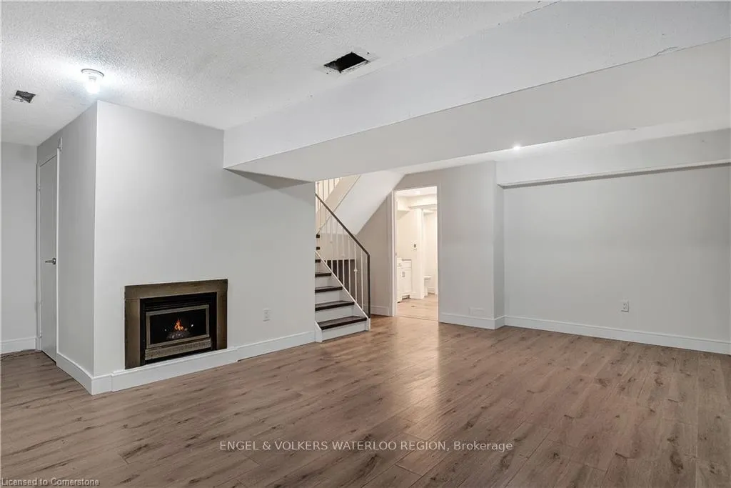 Photo 28 of Unit 25, 20 Paulander Drive, Kitchener — HOMEH
