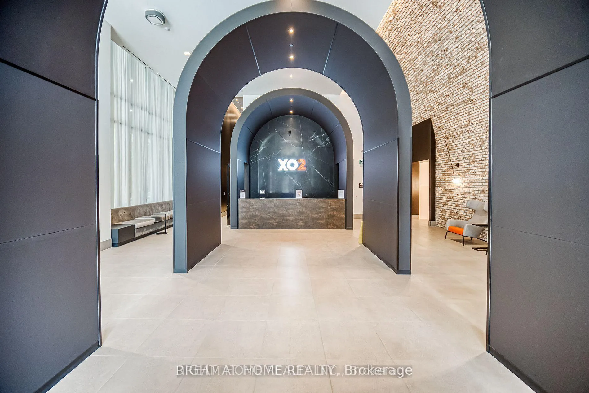 Photo 3 of Unit 1021, 285 Dufferin Street, Toronto, South Parkdale — HOMEH