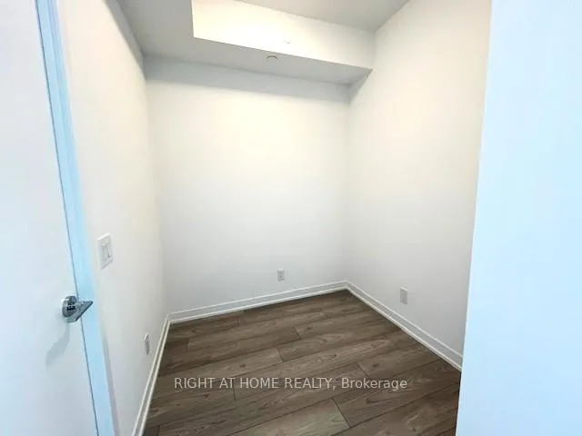 Photo 14 of Unit 1021, 285 Dufferin Street, Toronto, South Parkdale — HOMEH