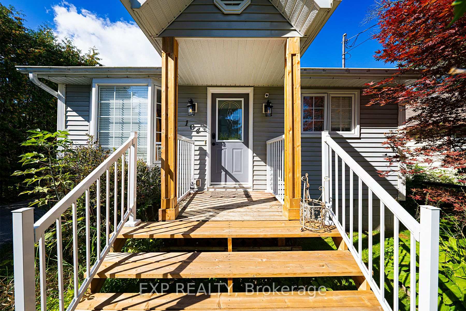 Photo 5 of 104 Maple Avenue, Georgina, Sutton & Jackson's Point — HOMEH