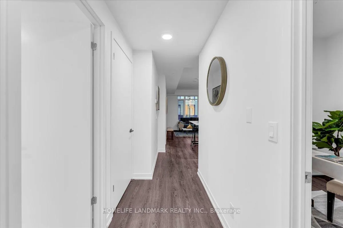 Photo 6 of Unit 311, 8 Beverley Glen Boulevard N, Vaughan, Beverley Glen — HOMEH