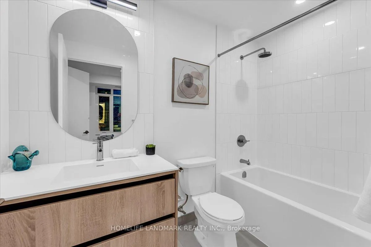 Photo 15 of Unit 311, 8 Beverley Glen Boulevard N, Vaughan, Beverley Glen — HOMEH