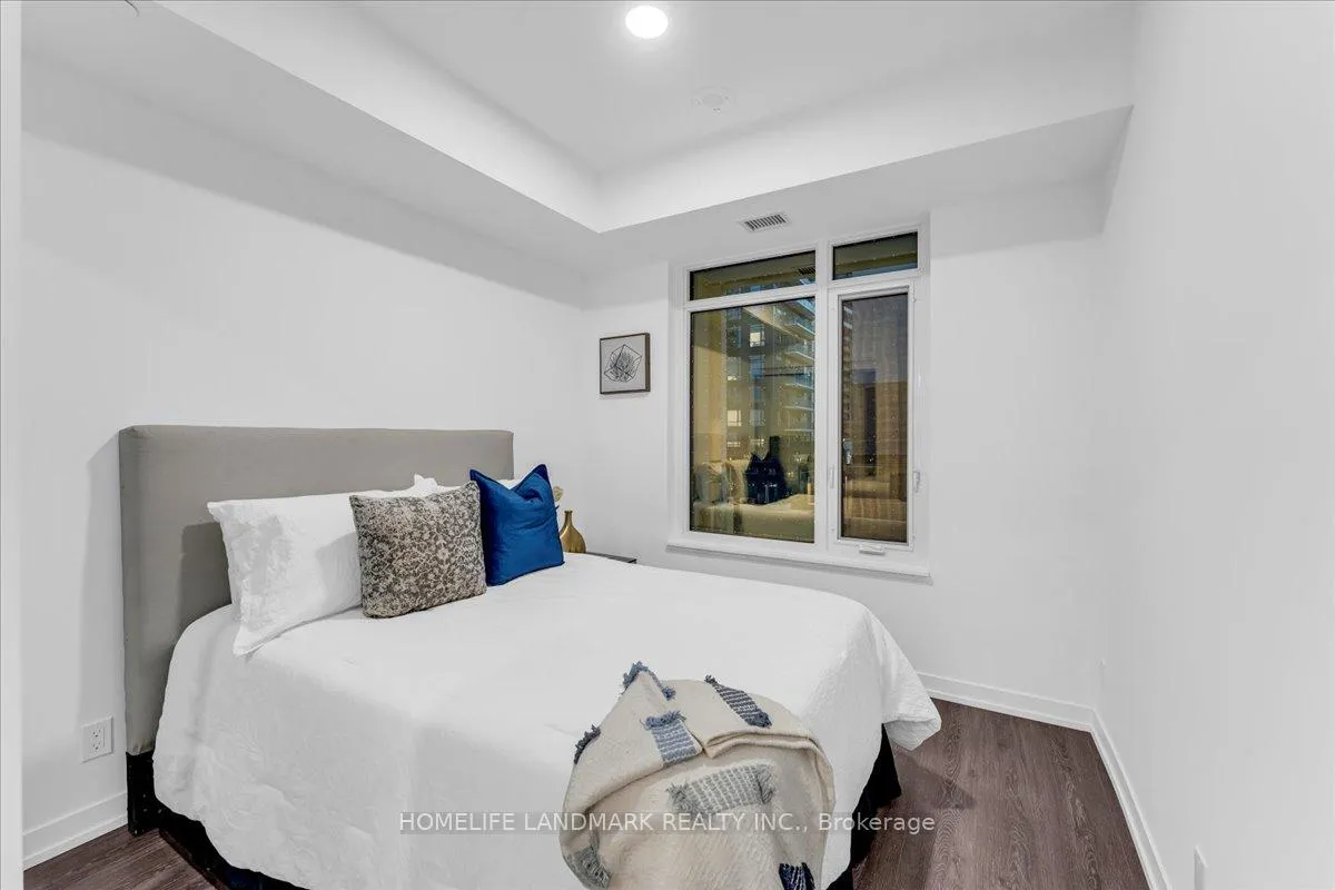 Photo 17 of Unit 311, 8 Beverley Glen Boulevard N, Vaughan, Beverley Glen — HOMEH