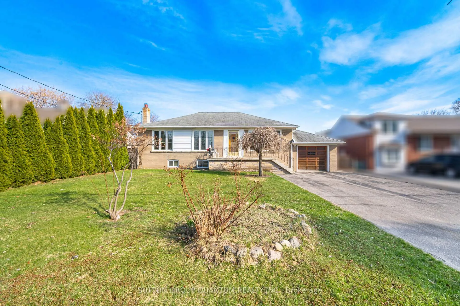 Photo 1 of 86 Dunbar Road, Mississauga, Cooksville — HOMEH