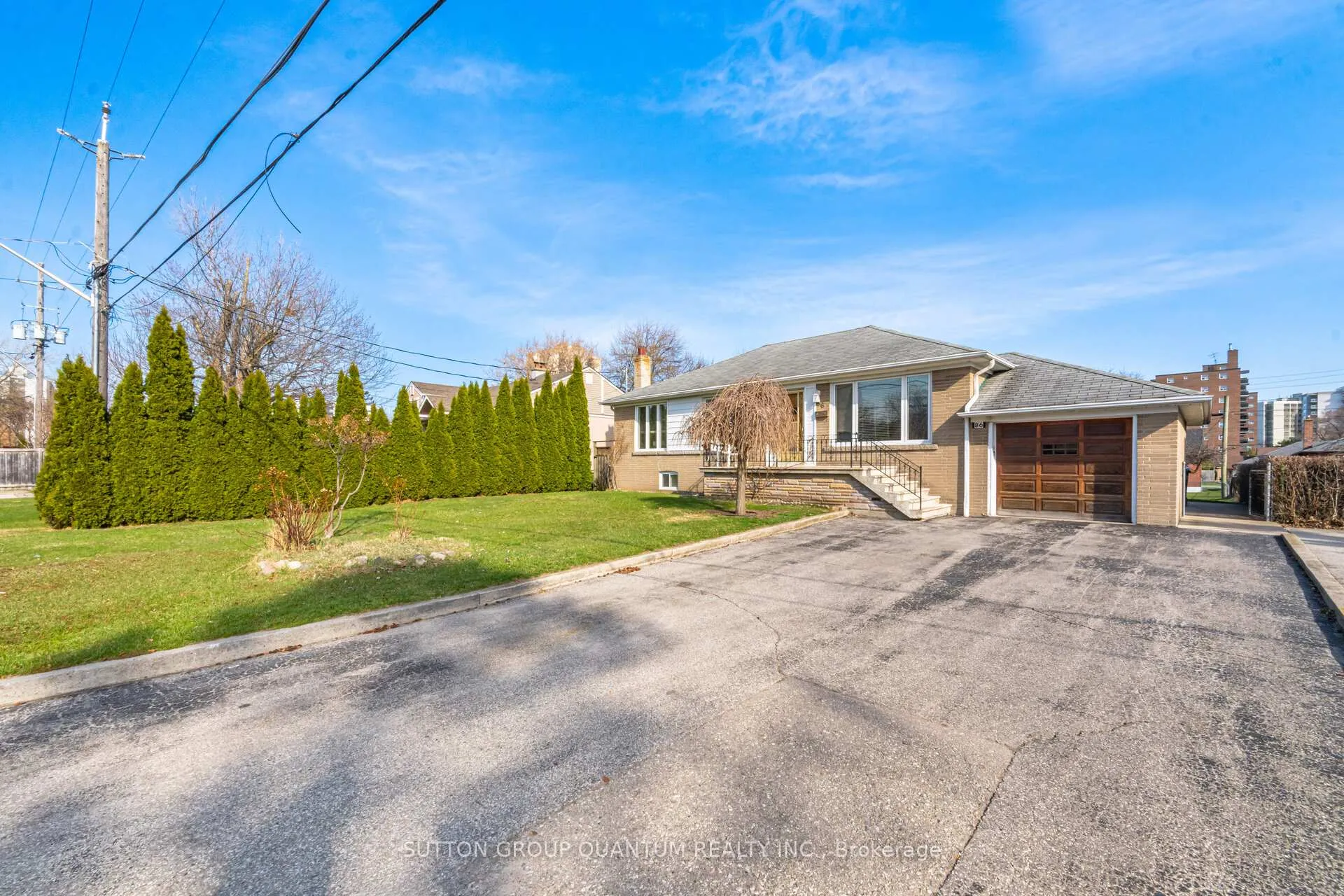 Photo 5 of 86 Dunbar Road, Mississauga, Cooksville — HOMEH