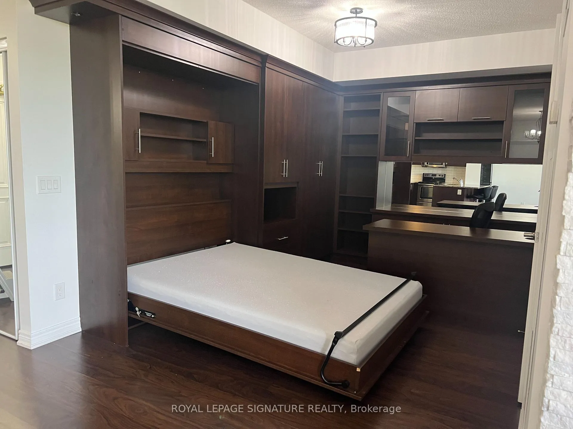 Photo 4 of Unit 701, 9245 Jane Street, Vaughan, Maple — HOMEH