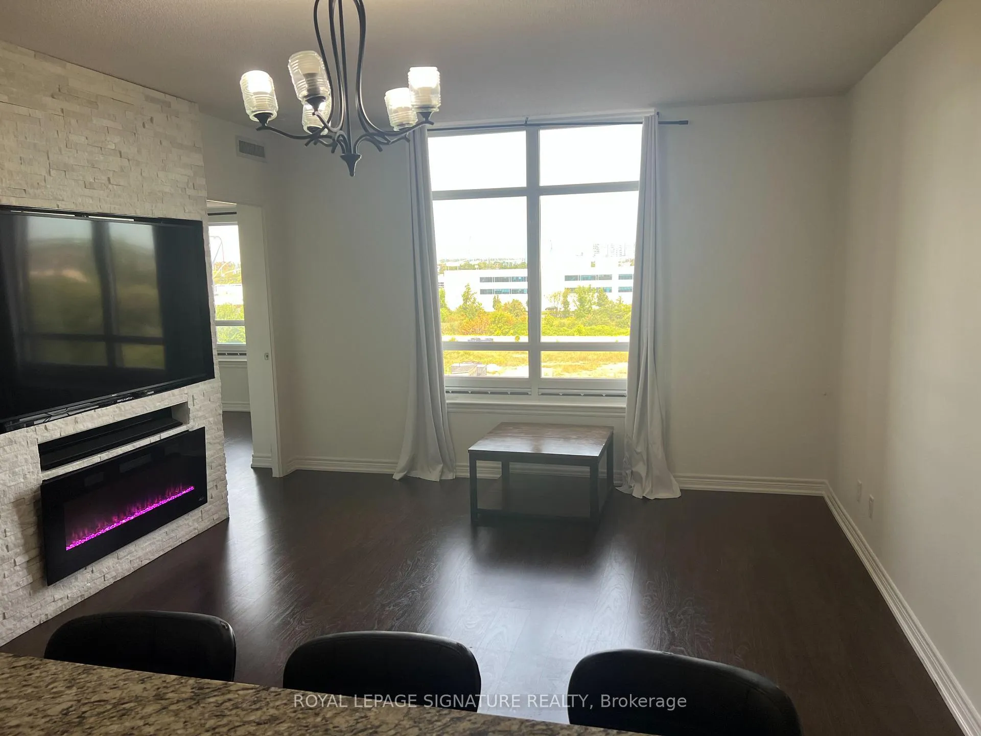 Photo 8 of Unit 701, 9245 Jane Street, Vaughan, Maple — HOMEH