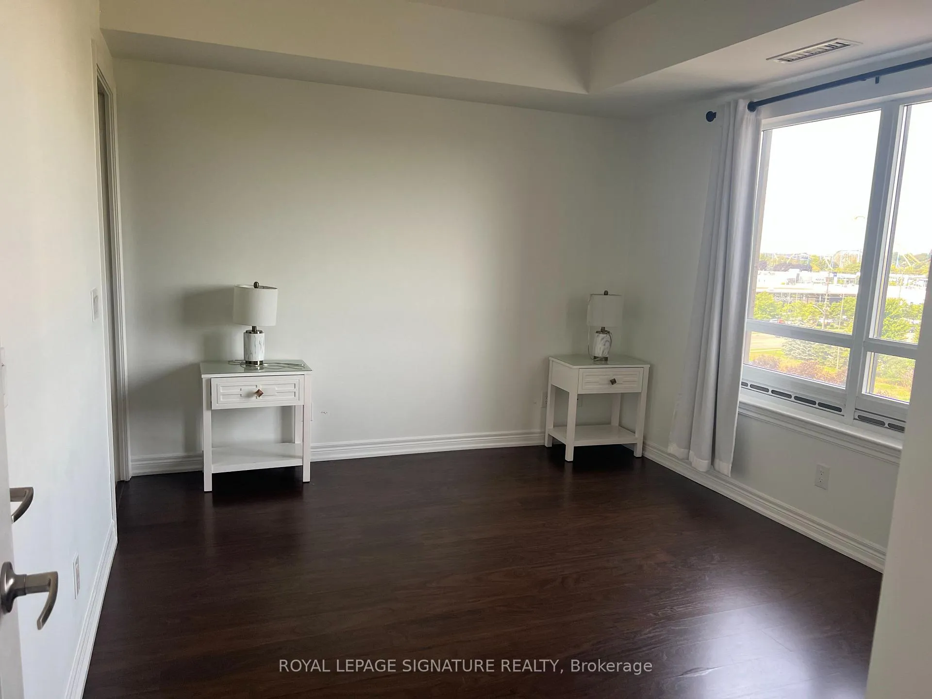 Photo 9 of Unit 701, 9245 Jane Street, Vaughan, Maple — HOMEH