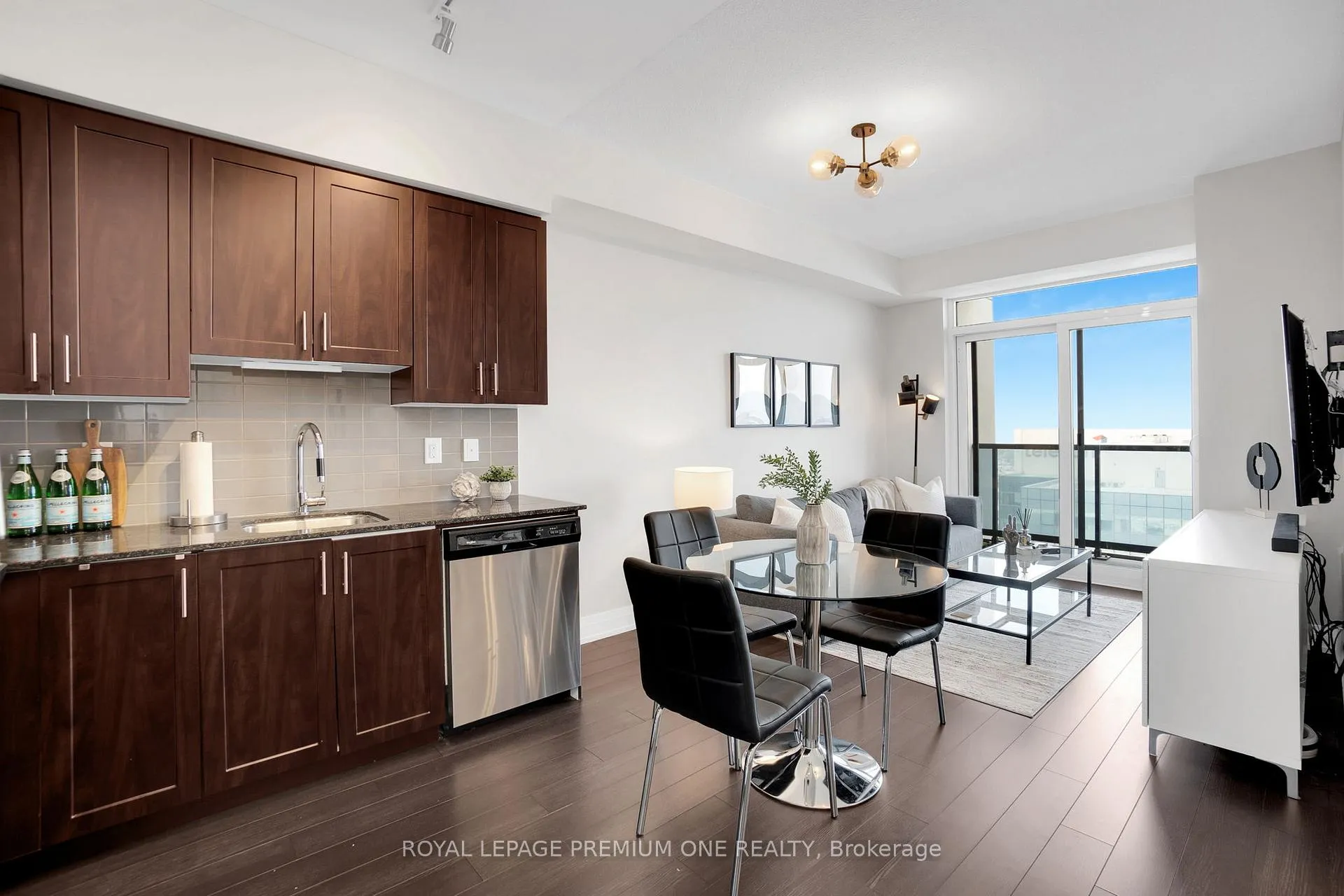 Photo 6 of Unit 1803, 3600 Highway 7 Road, Vaughan, Vaughan Corporate Centre — HOMEH