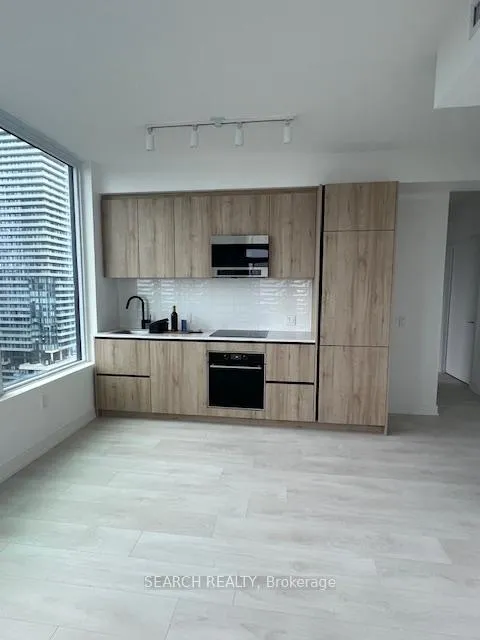 Photo 3 of Unit 2012-S, 127 Broadway Avenue, Toronto, Mount Pleasant West — HOMEH