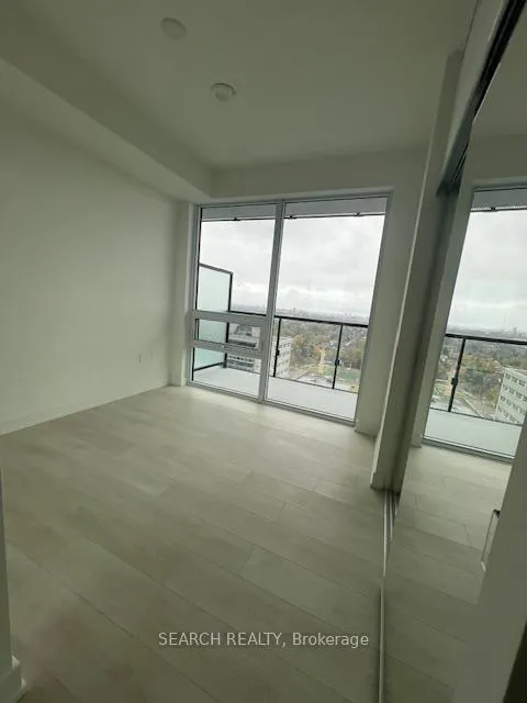 Photo 6 of Unit 2012-S, 127 Broadway Avenue, Toronto, Mount Pleasant West — HOMEH