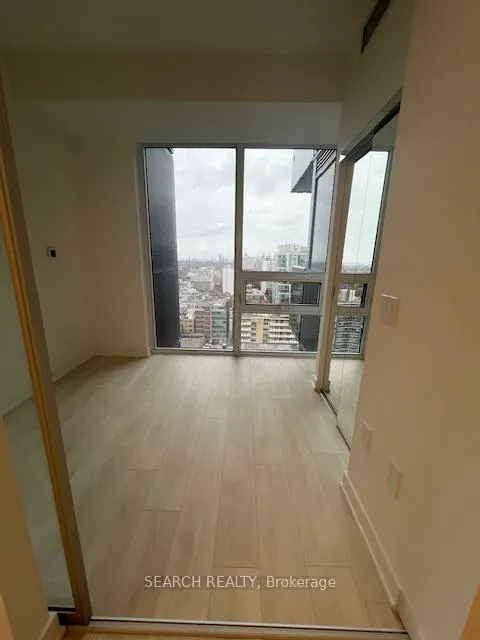 Photo 13 of Unit 2012-S, 127 Broadway Avenue, Toronto, Mount Pleasant West — HOMEH