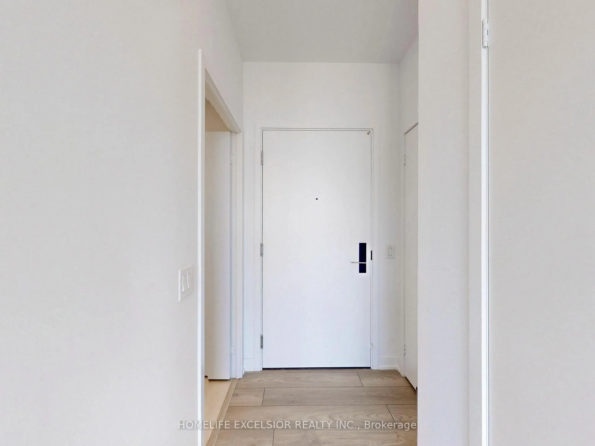 Photo 4 of Unit 1303, 285 Dufferin Street, Toronto, South Parkdale — HOMEH