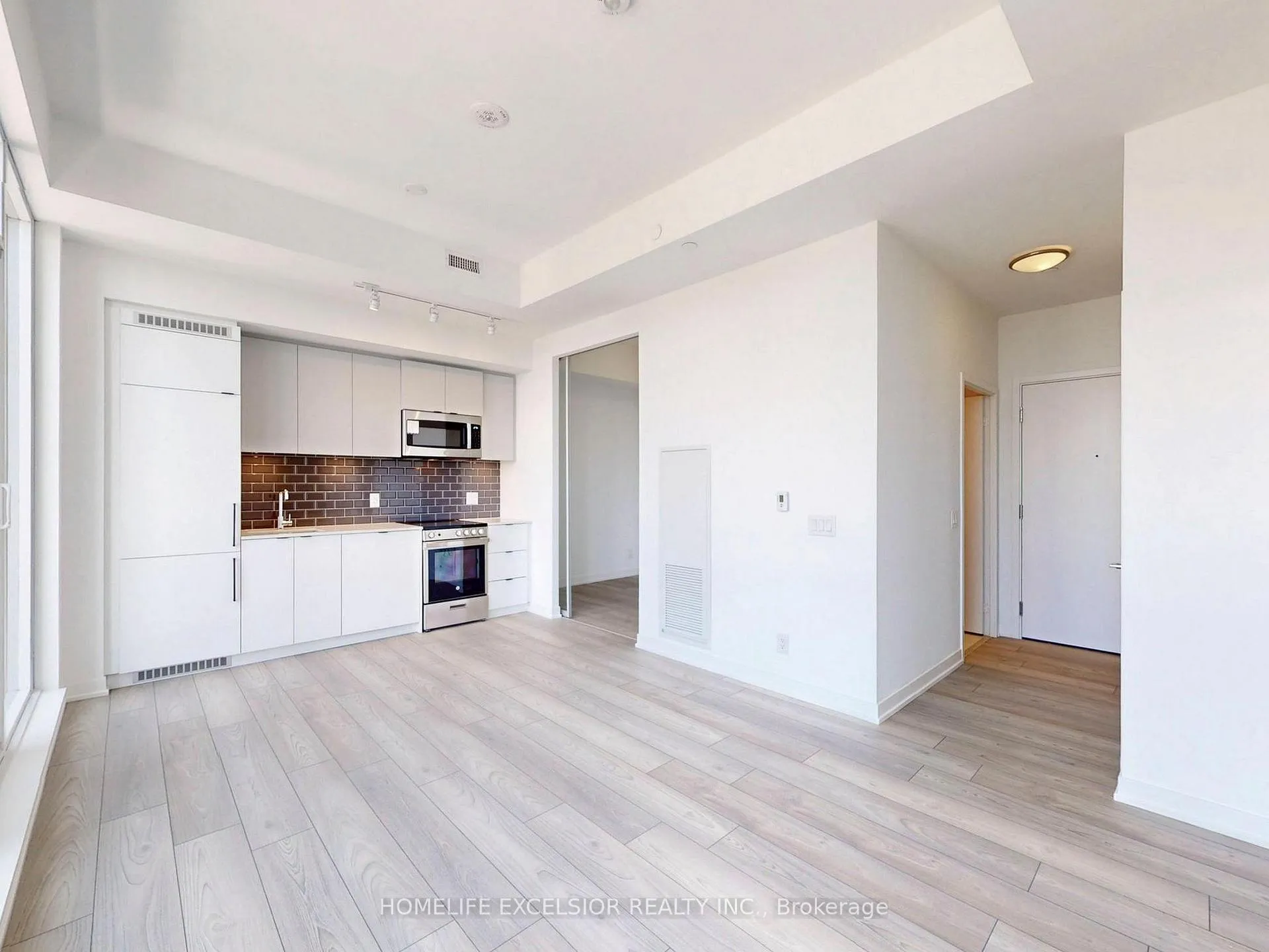 Photo 6 of Unit 1303, 285 Dufferin Street, Toronto, South Parkdale — HOMEH
