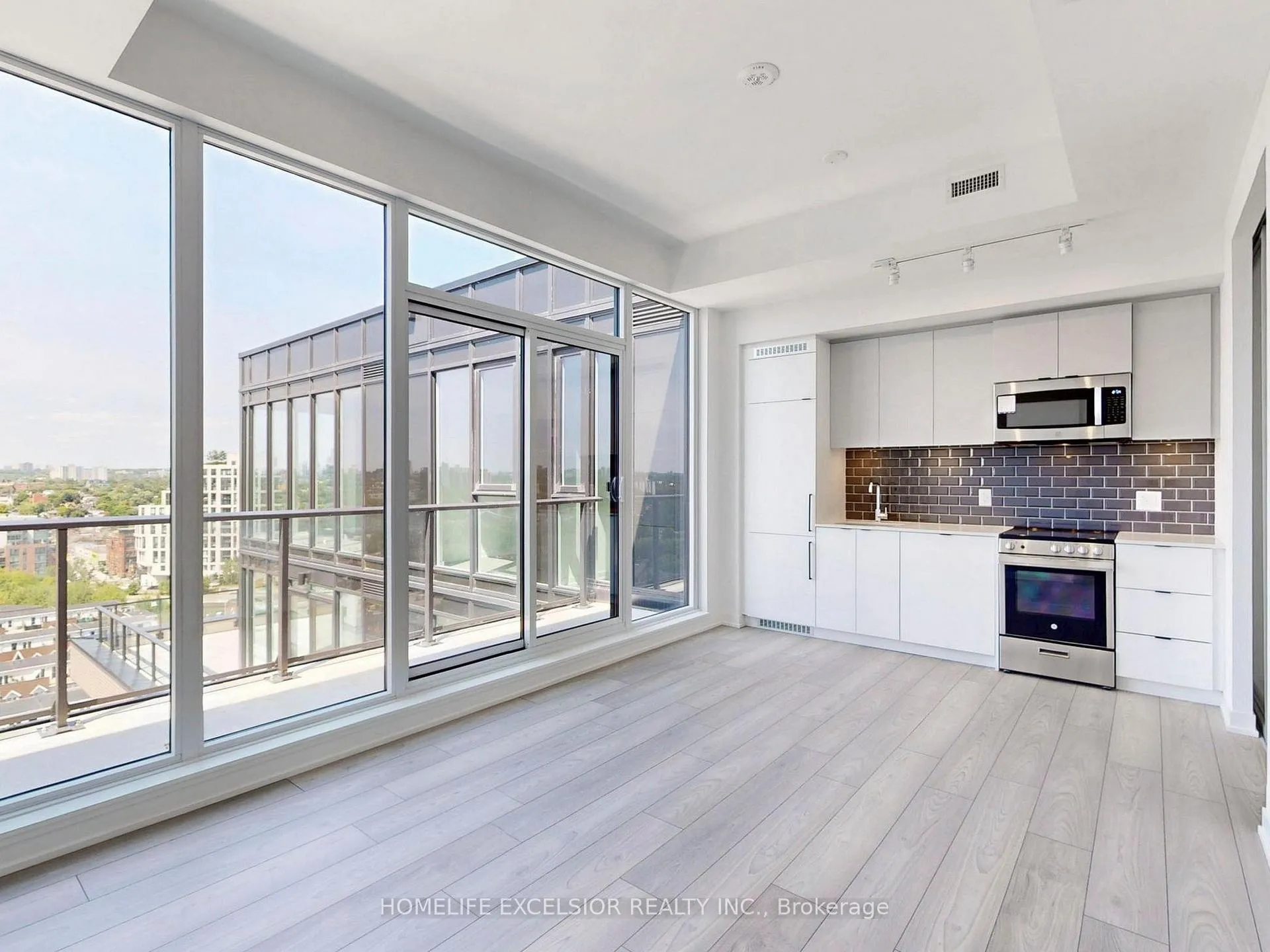 Photo 9 of Unit 1303, 285 Dufferin Street, Toronto, South Parkdale — HOMEH