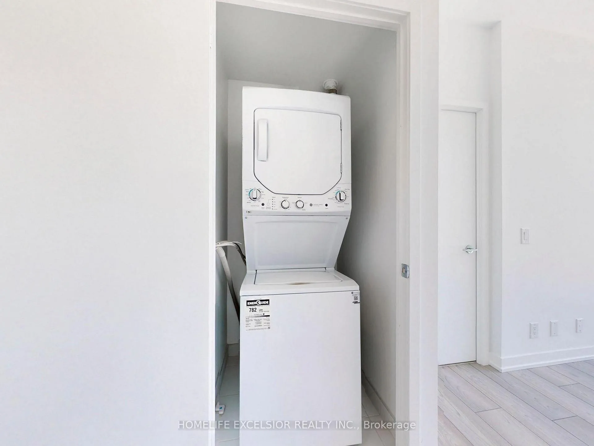 Photo 23 of Unit 1303, 285 Dufferin Street, Toronto, South Parkdale — HOMEH