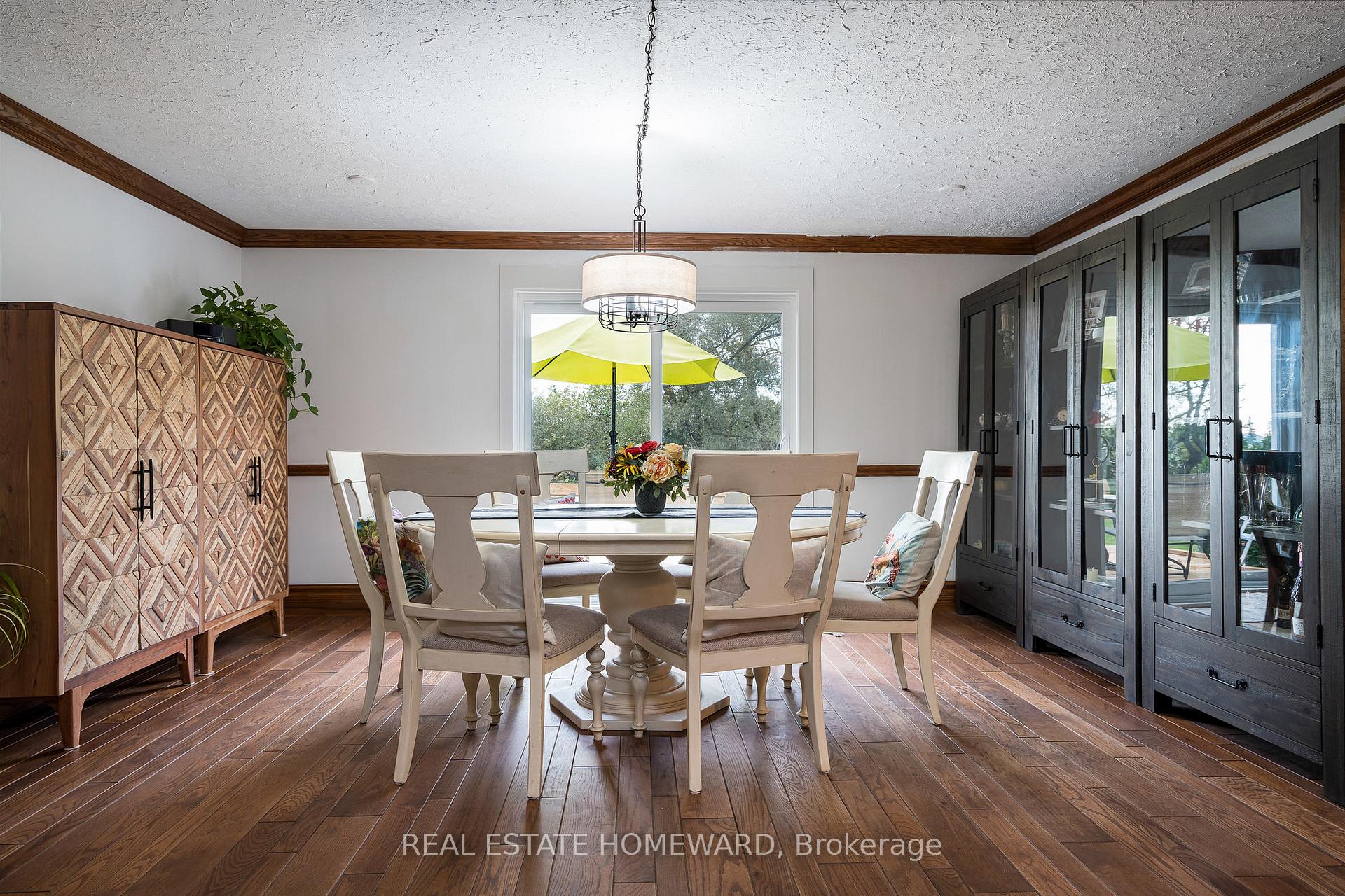 Photo 17 of 1602 County Rd 7, Clearview, Stayner — HOMEH