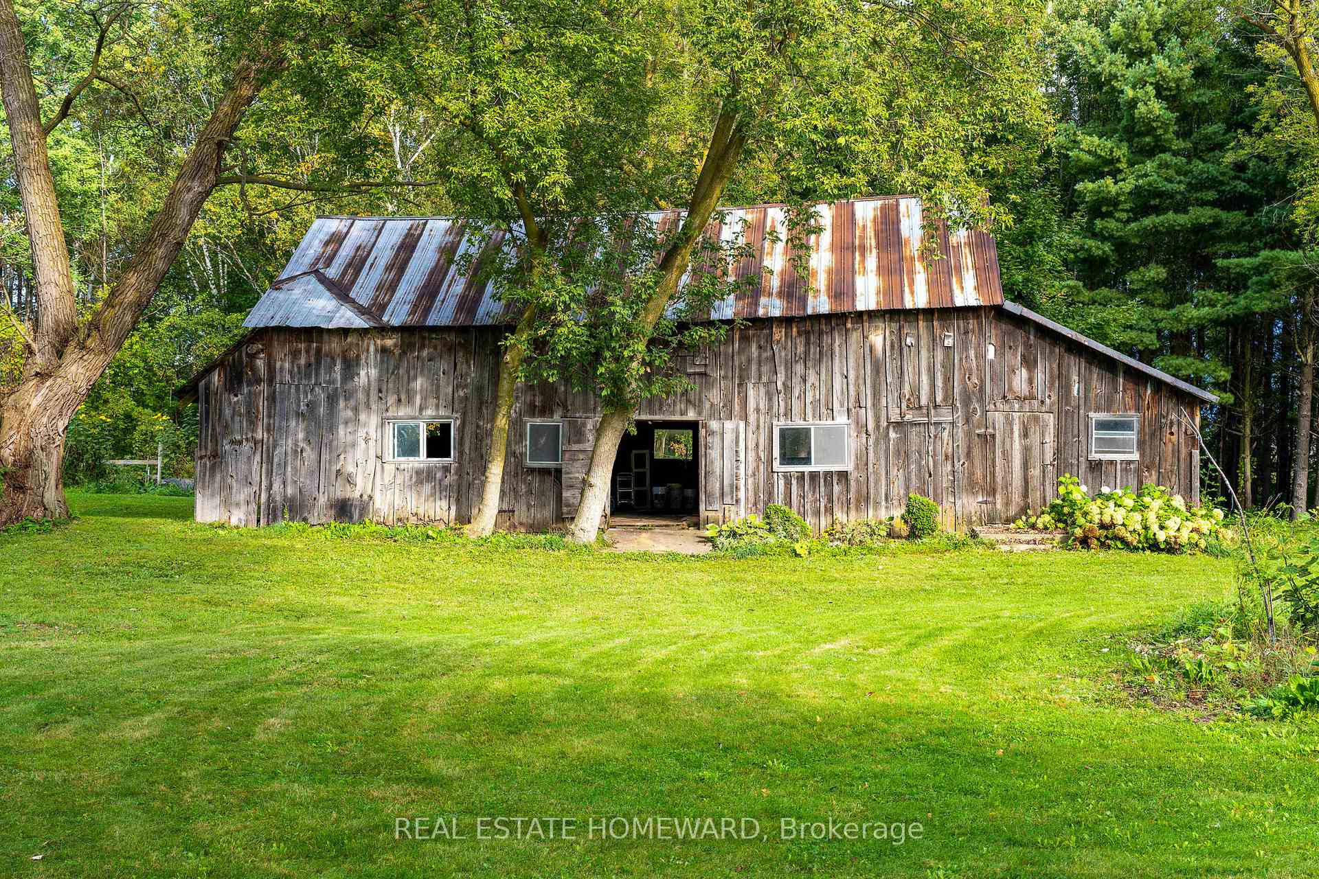 Photo 28 of 1602 County Rd 7, Clearview, Stayner — HOMEH