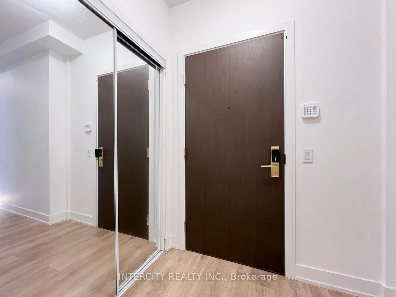 Photo 13 of Unit 321E, 278 Buchanan Drive, Markham, Unionville — HOMEH