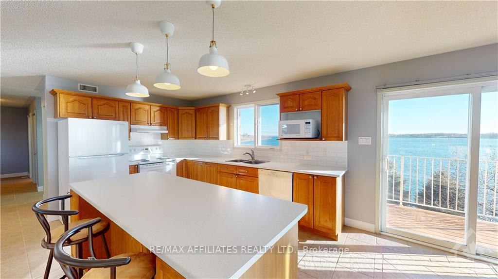 Photo 12 of 2253 Park Street E, Edwardsburgh/Cardinal, Town of Cardinal — HOMEH