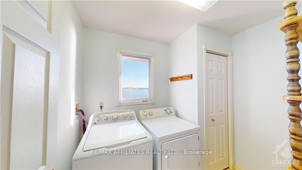 Photo 18 of 2253 Park Street E, Edwardsburgh/Cardinal, Town of Cardinal — HOMEH