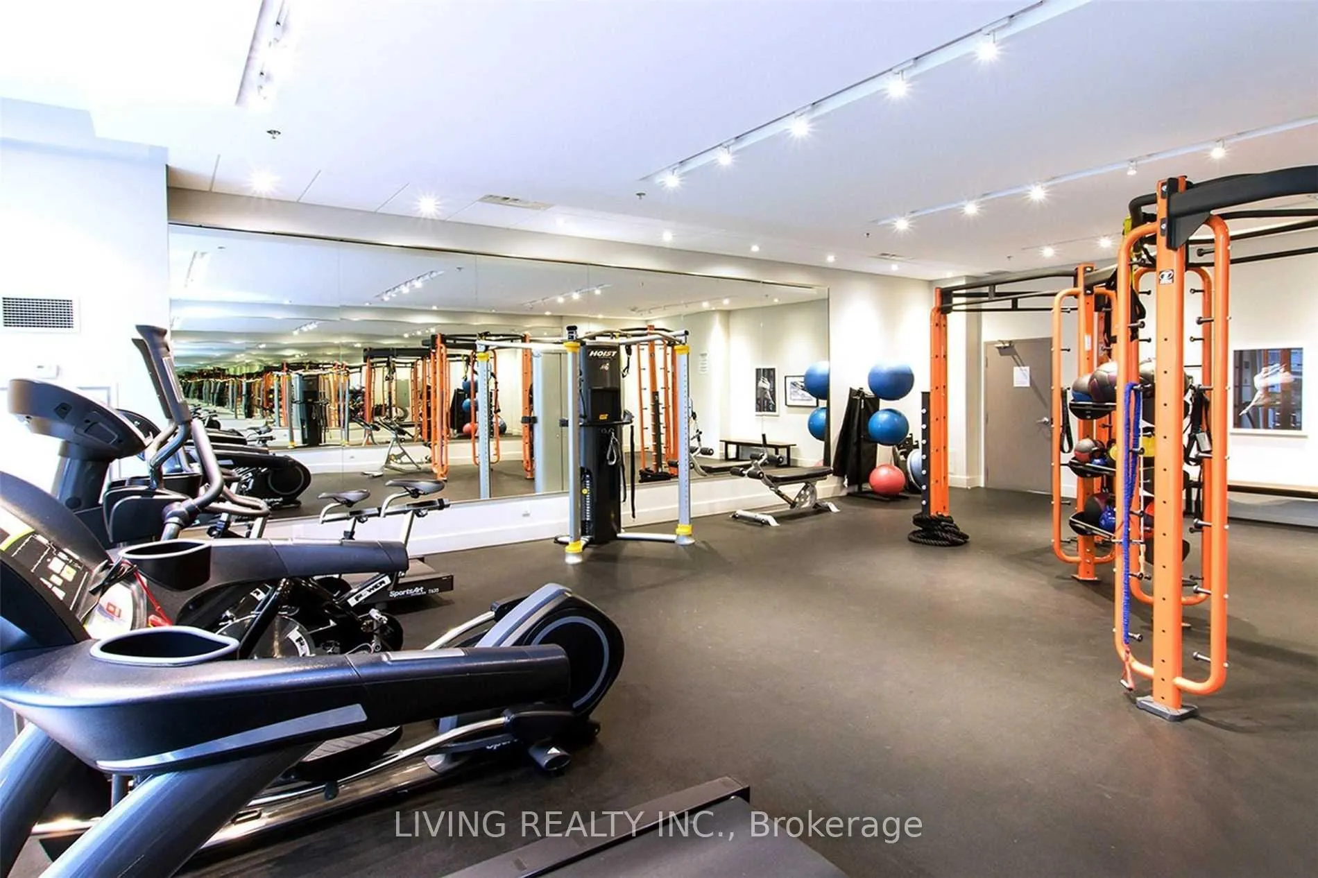 Photo 7 of Unit 631, 68 Abell Street, Toronto, Little Portugal — HOMEH