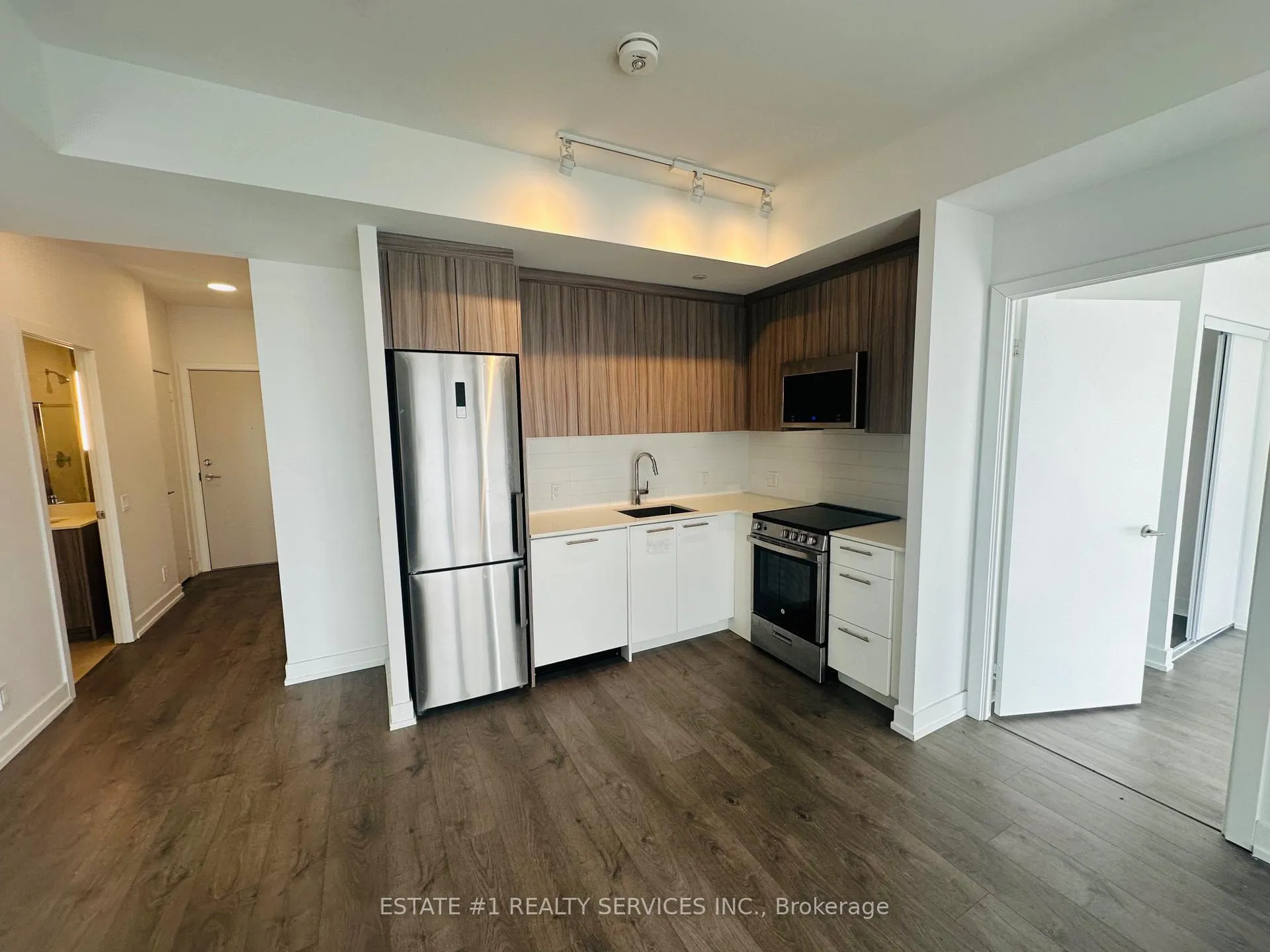Photo 9 of Unit 701, 215 Veterans Drive, Brampton, Northwest Brampton — HOMEH