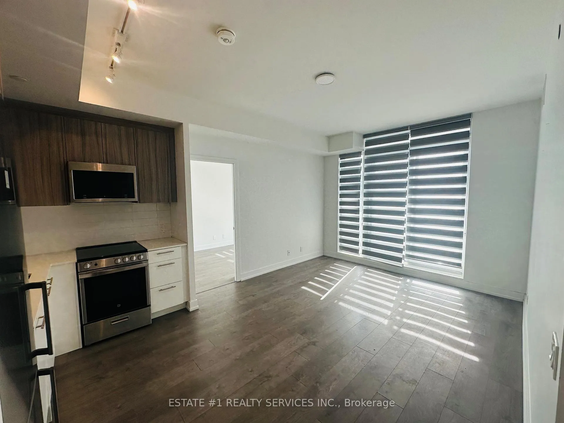 Photo 10 of Unit 701, 215 Veterans Drive, Brampton, Northwest Brampton — HOMEH