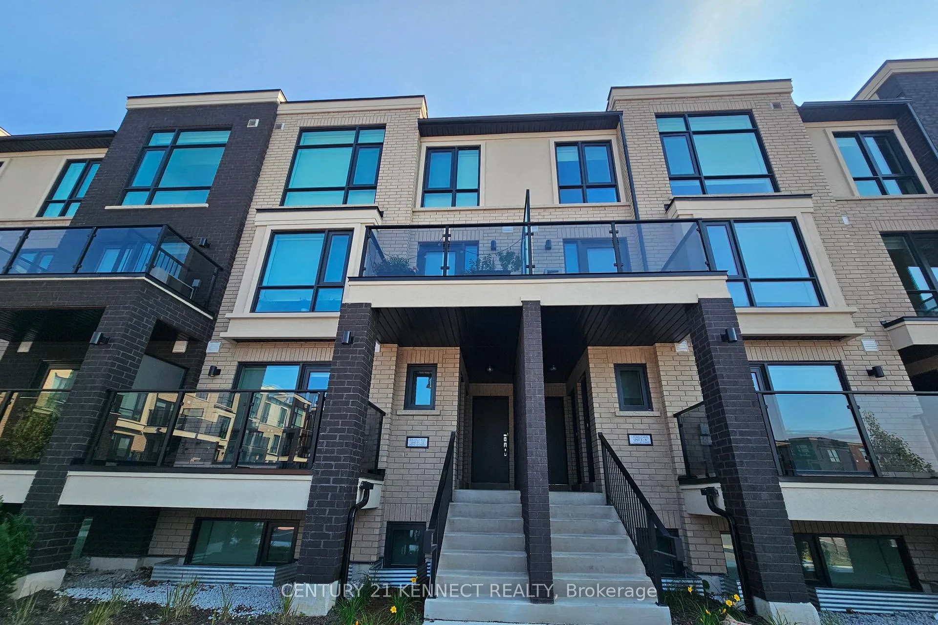 Photo 1 of Unit 12, 5 Romilly Avenue, Brampton, Northwest Brampton — HOMEH