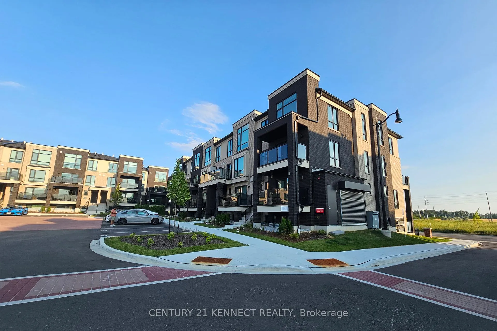 Photo 36 of Unit 12, 5 Romilly Avenue, Brampton, Northwest Brampton — HOMEH