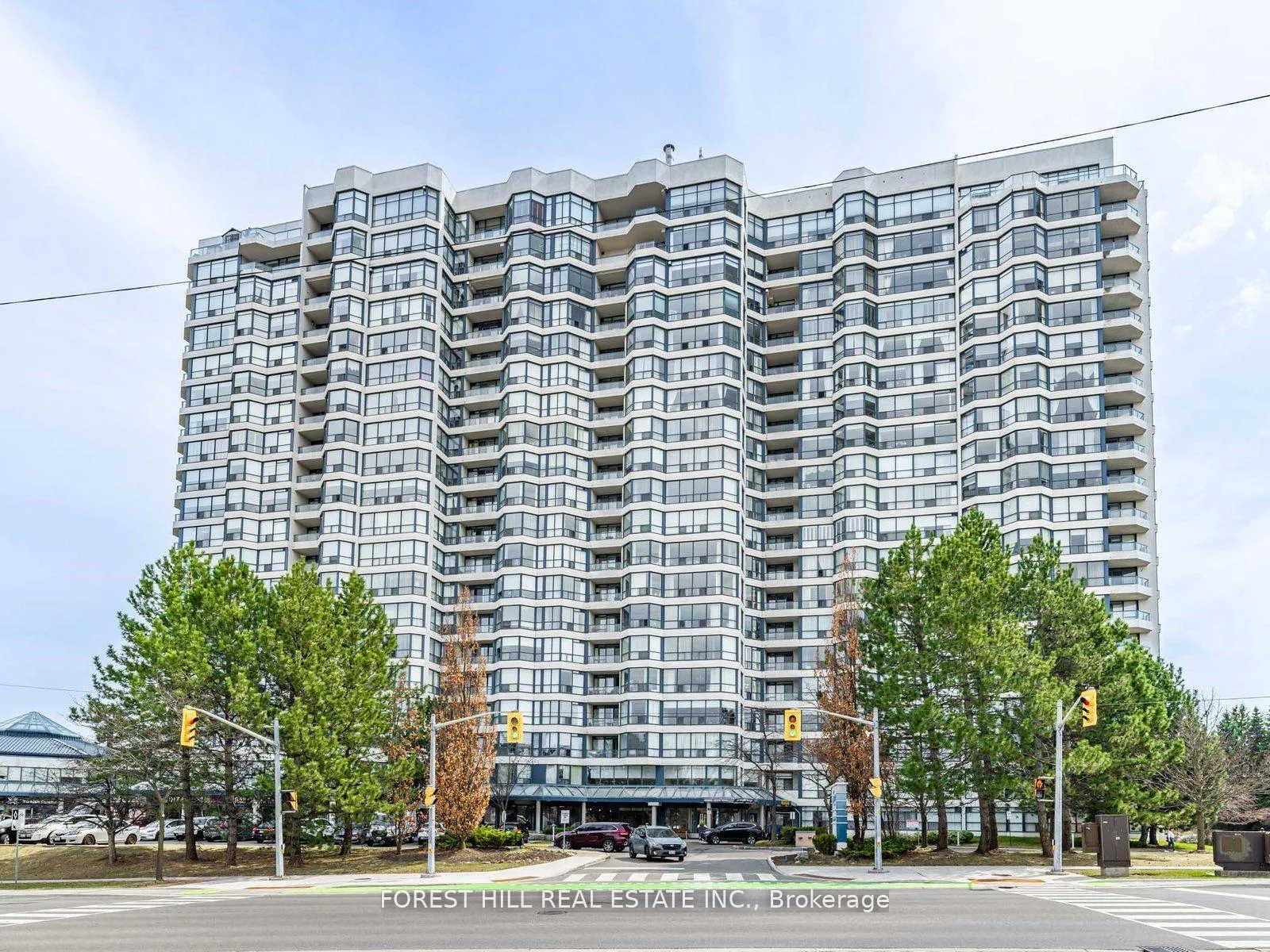 Front of Unit 510, 1 Clark Avenue W