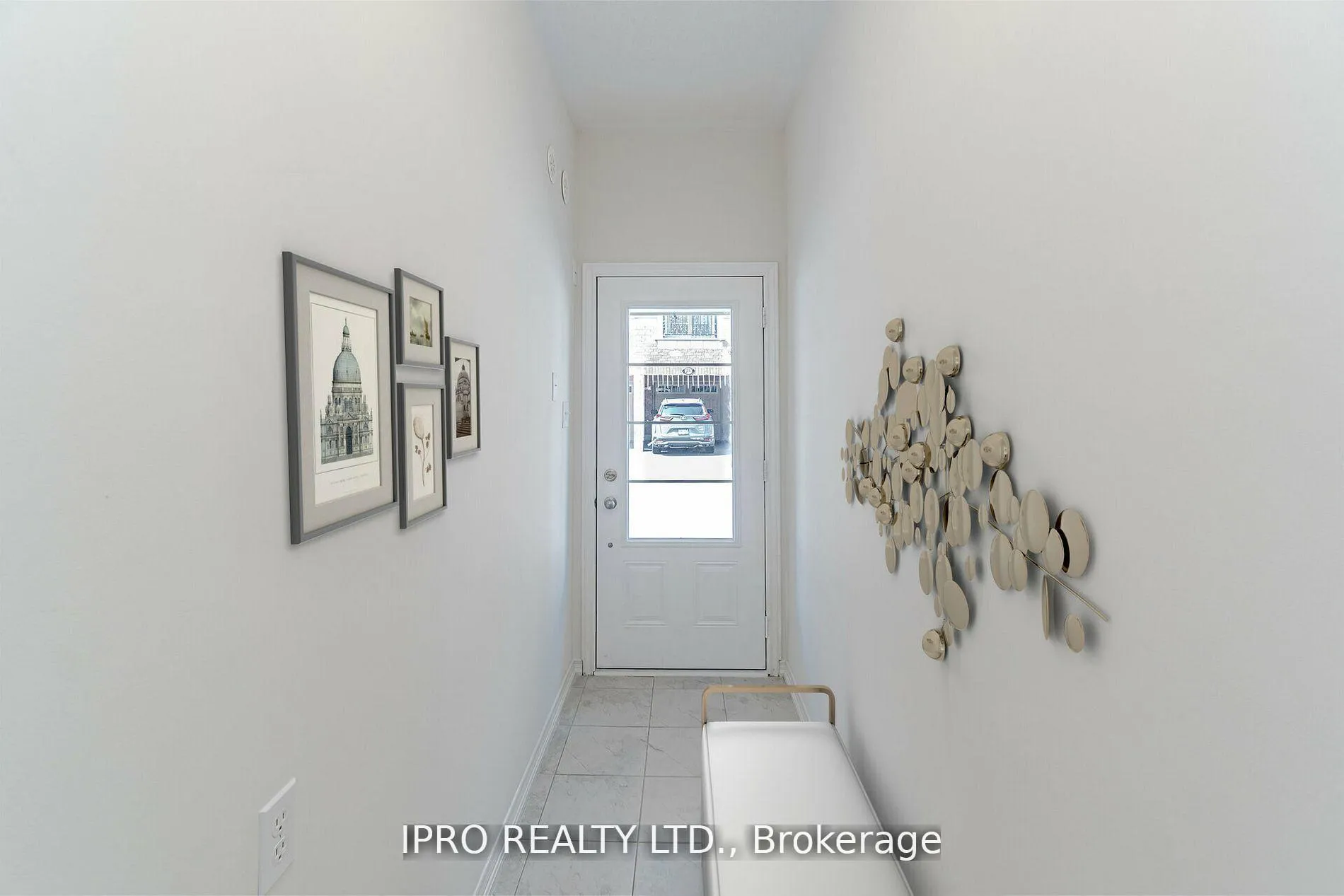 Photo 5 of 27 Filly Path, Oshawa, Windfields — HOMEH