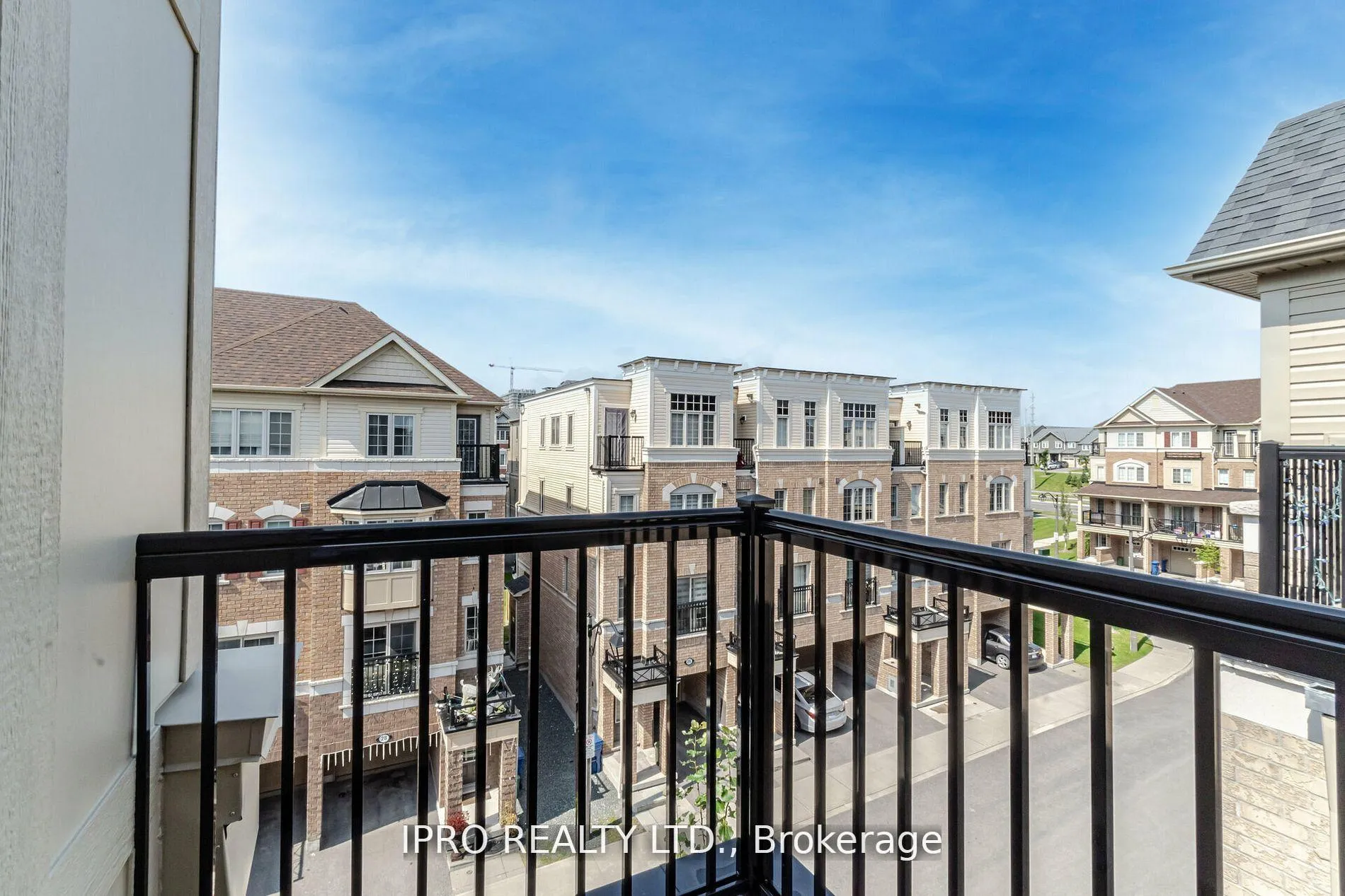 Photo 14 of 27 Filly Path, Oshawa, Windfields — HOMEH