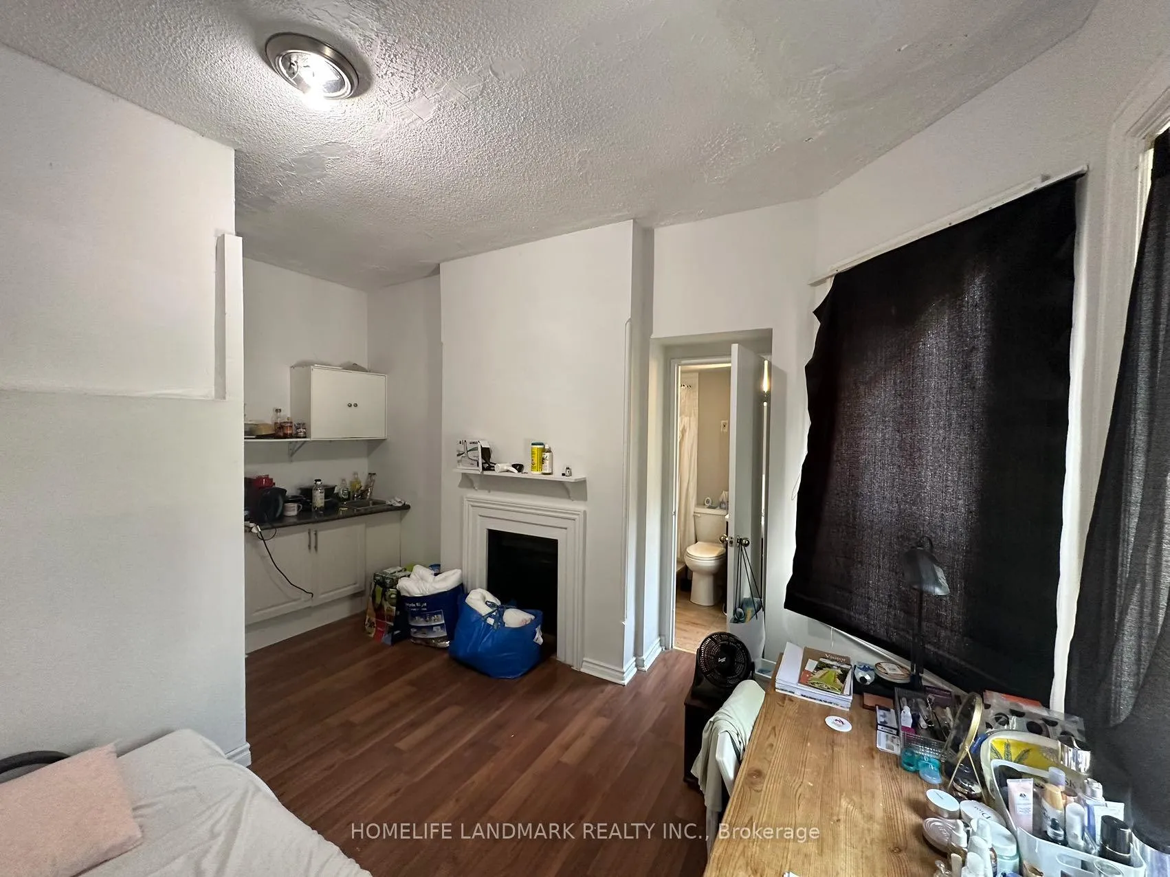Photo 4 of Unit 202, 409 Huron Street, Toronto, University — HOMEH