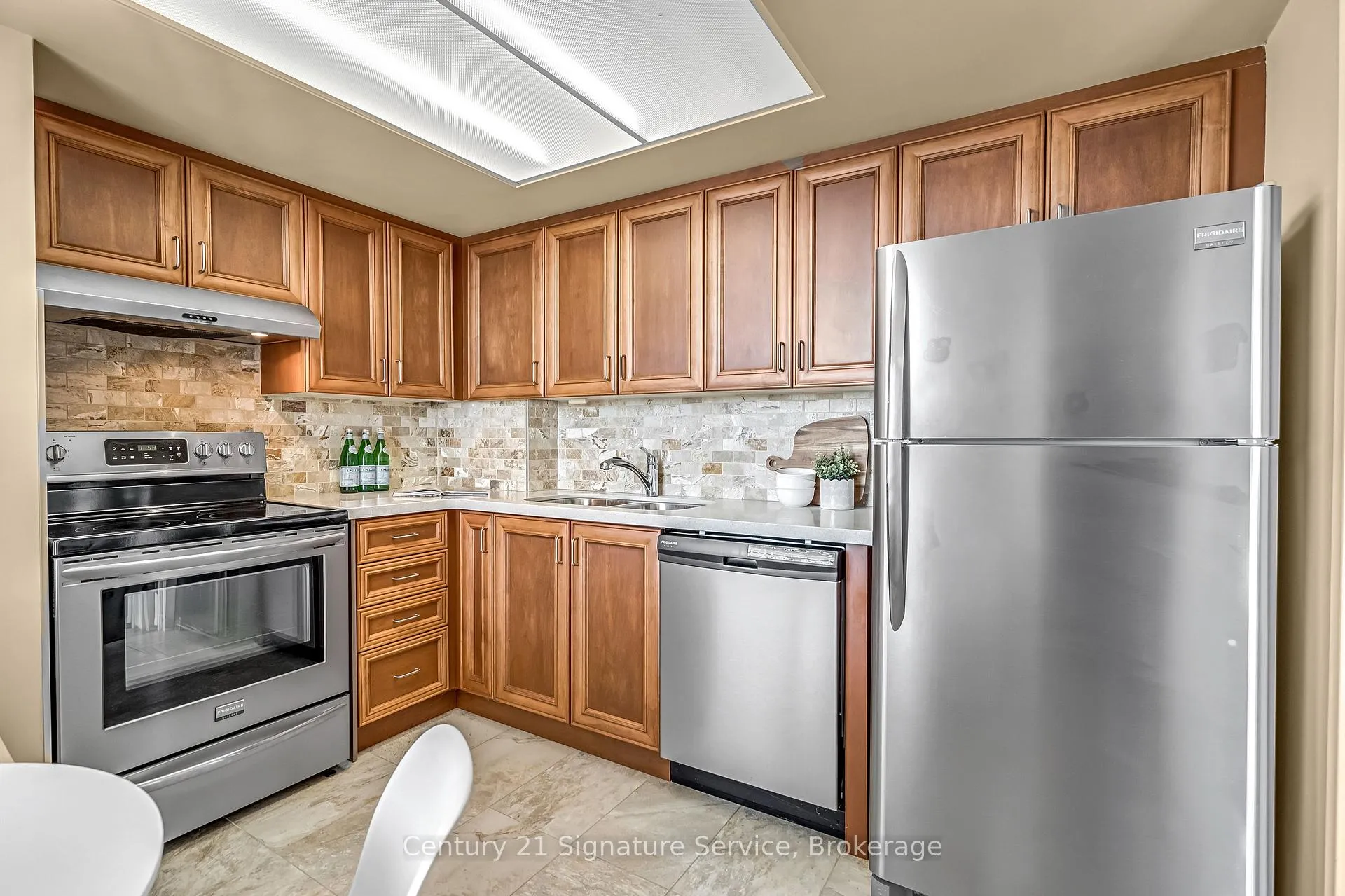 Photo 19 of Unit 814, 2 Raymerville Drive, Markham, Raymerville — HOMEH
