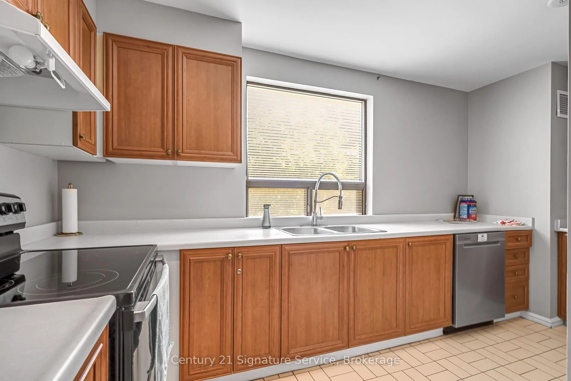 Photo 47 of Unit 814, 2 Raymerville Drive, Markham, Raymerville — HOMEH