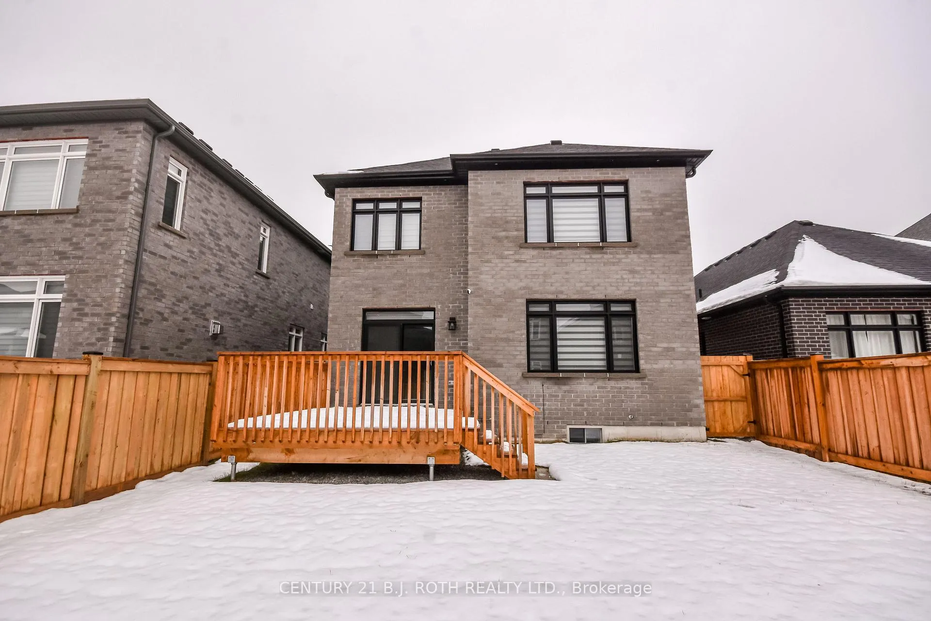 Photo 38 of 22 Franklin Trail, Barrie, Rural Barrie Southwest — HOMEH