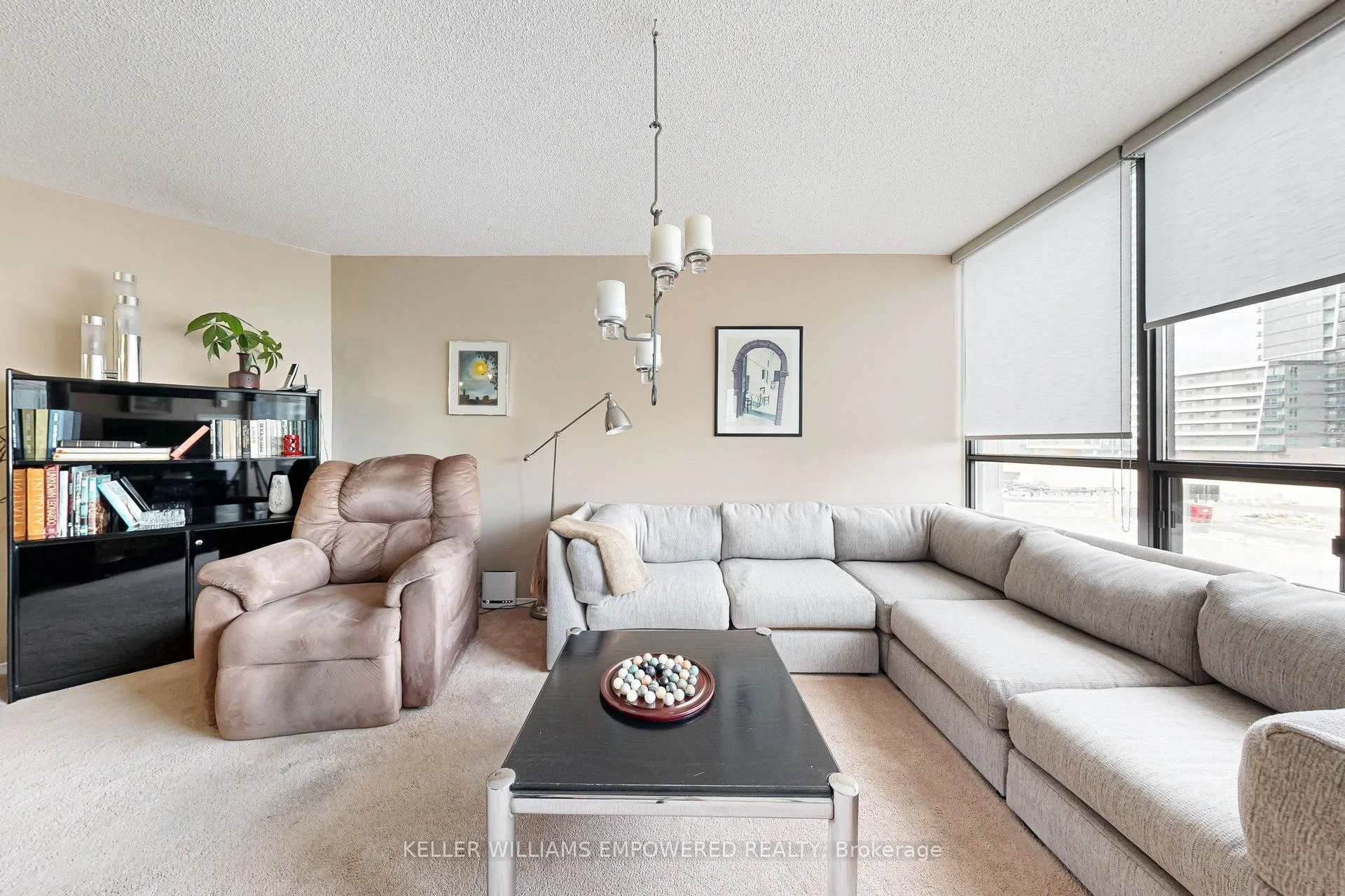 Photo 15 of Unit 401, 7460 Bathurst Street, Vaughan, Brownridge — HOMEH